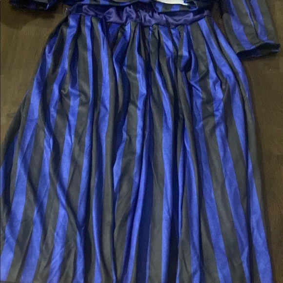 Wednesday Erin Sinclair Rubies Halloween Costume Children's Large NWOT Netflix - Picture 14 of 14